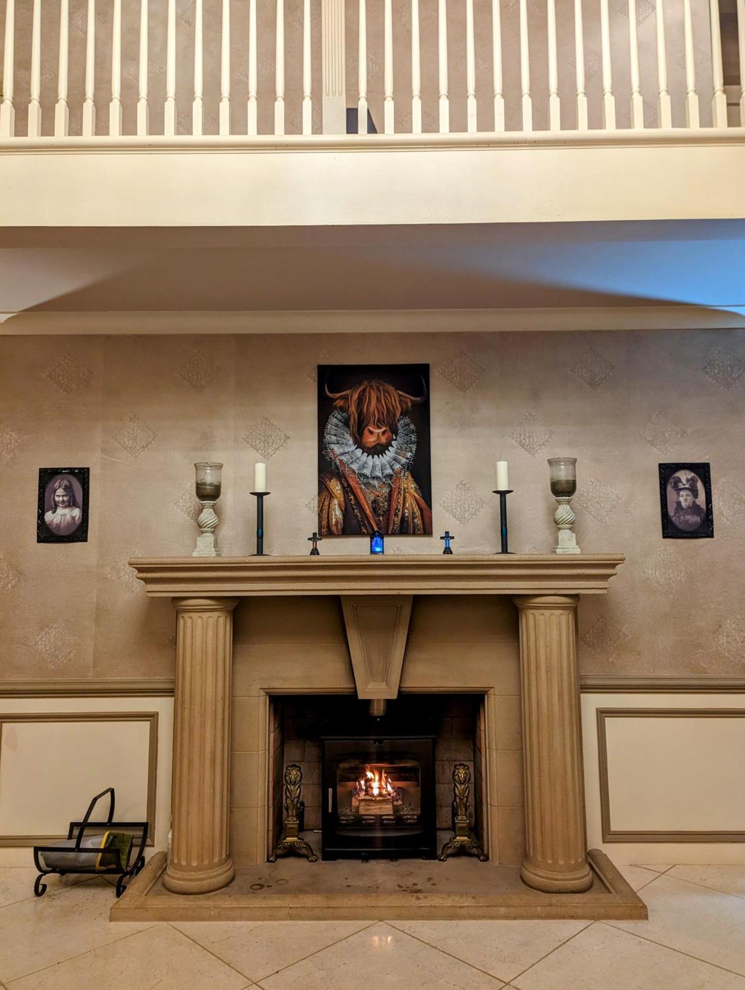 Finn Village - Loch Lomond Villa B&B - Black Room With Jacuzzi-Style Bath 格拉斯哥 外观 照片